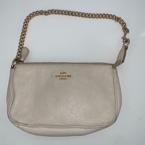 Coach hand wallet! Gorgeous off-white